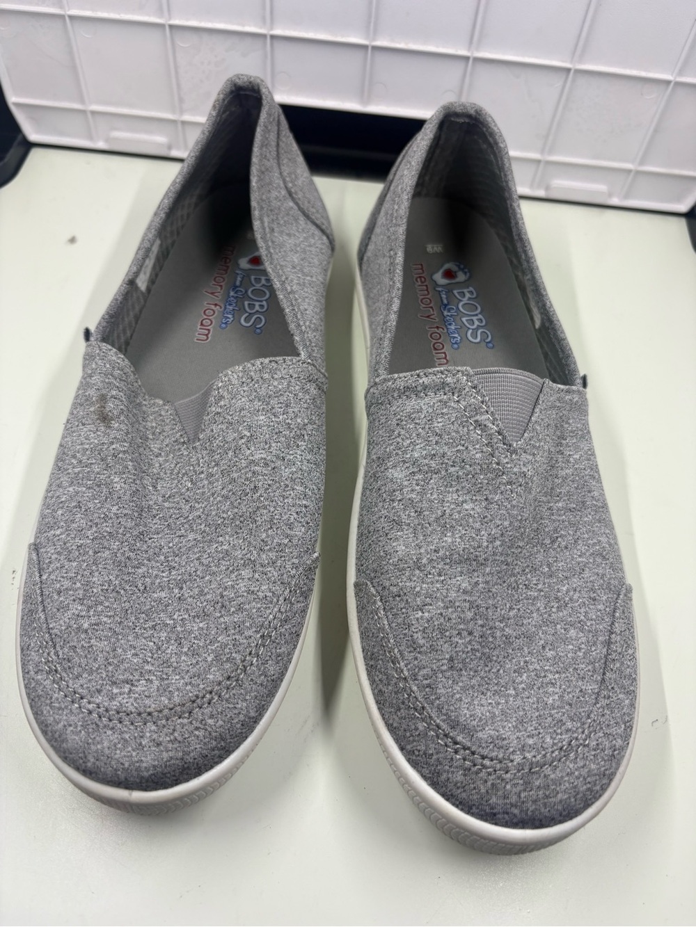 EUC Skechers BOBS Skipper Gray Slip On Shoes Size 9